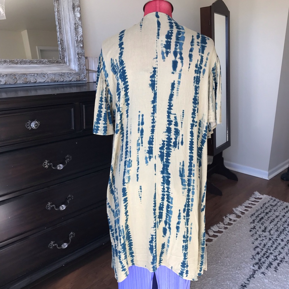 Maurices Tie Dye Flutter Sleeve Open Kimono, NWT - Picture 10 of 10